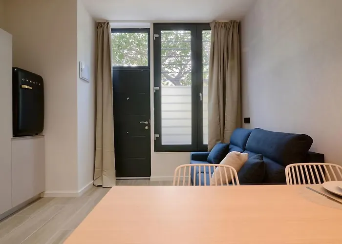 Romantic Apartment N6 Oceanografico Virkin Suites